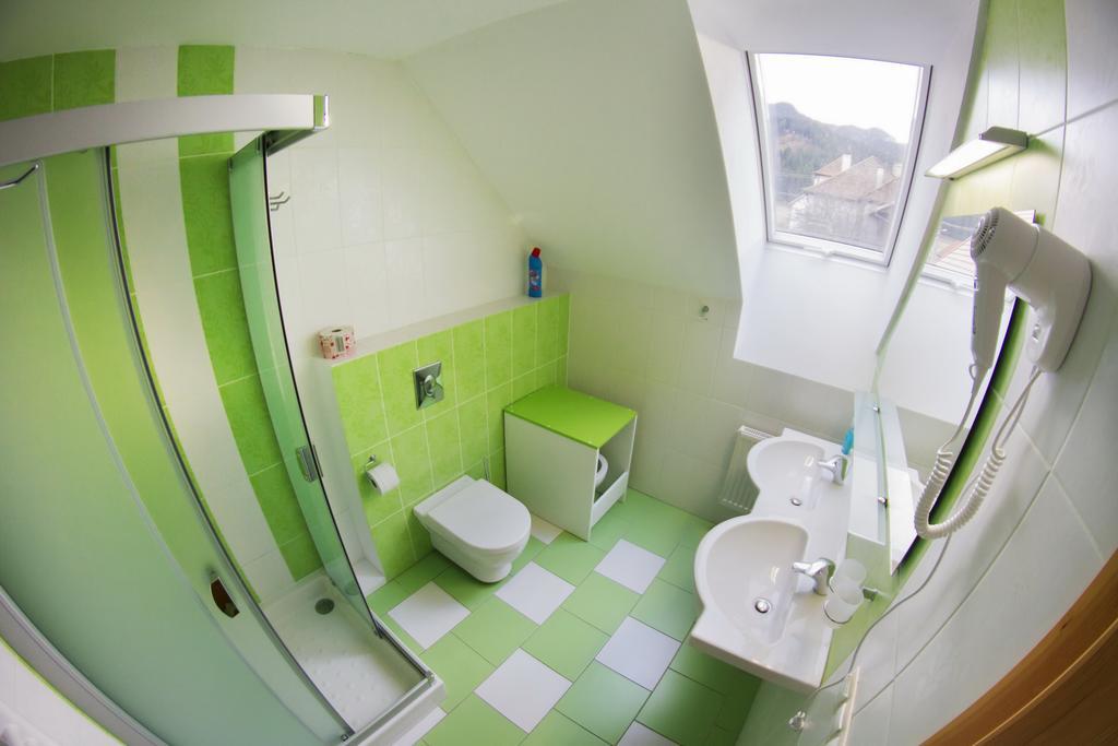 Guest House Privat Pod Lesom Pavčina Lehota المظهر الخارجي الصورة
